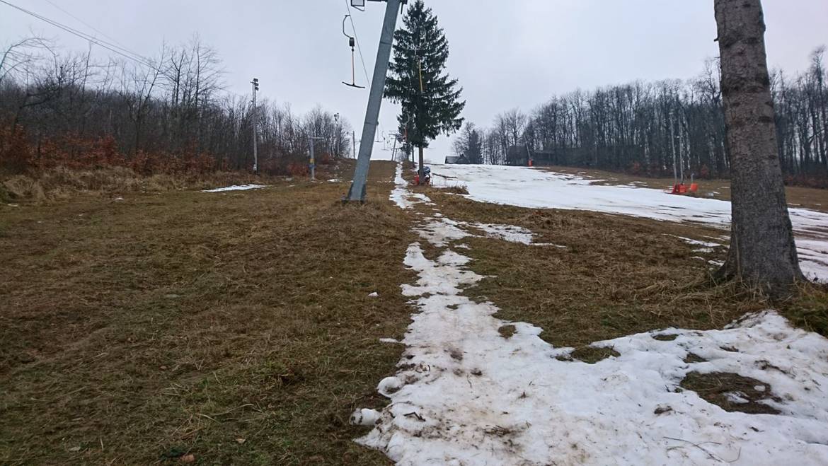 Od 7.1.2018 je prevádzka vlekov prerušená až do odvolania.