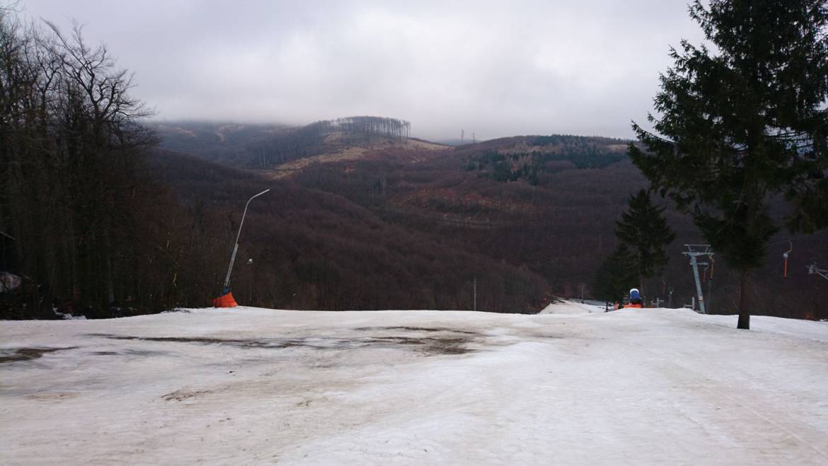 Od 12.3.2018 je prevádzka vlekov prerušená až do odvolania.