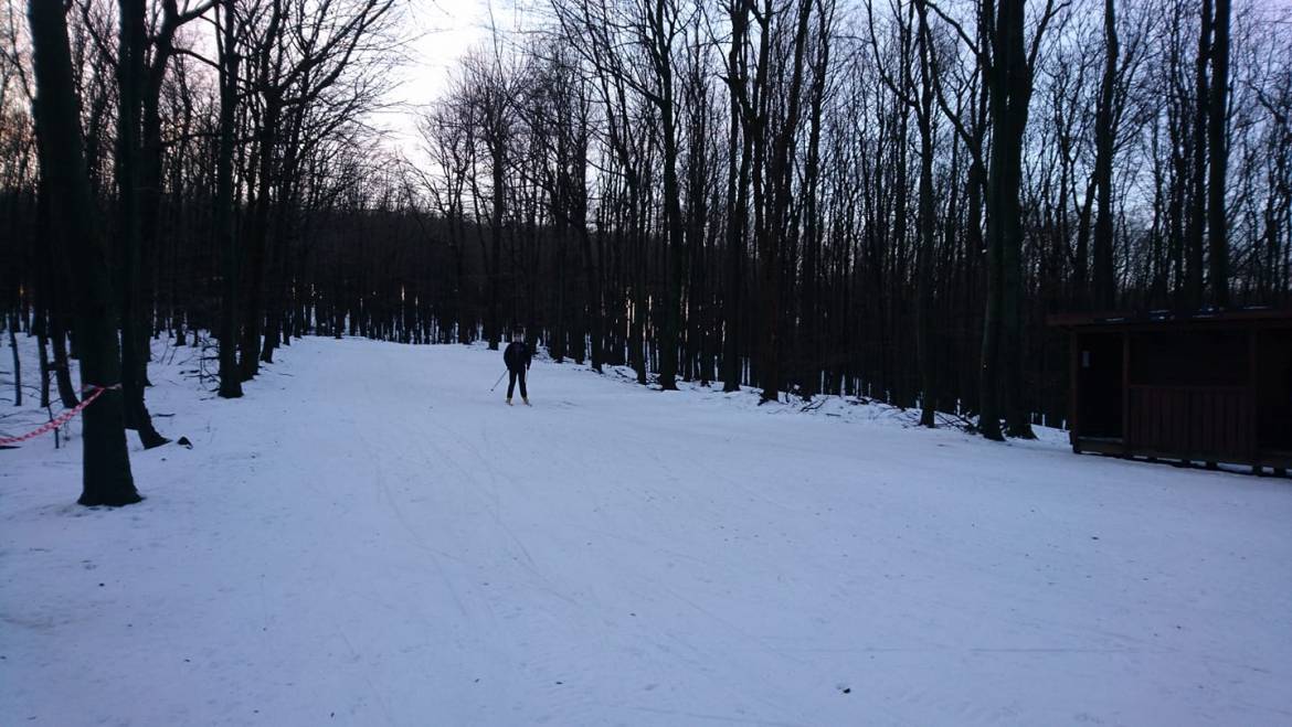 Cross-country trails on Pezinská Baba are still passable.