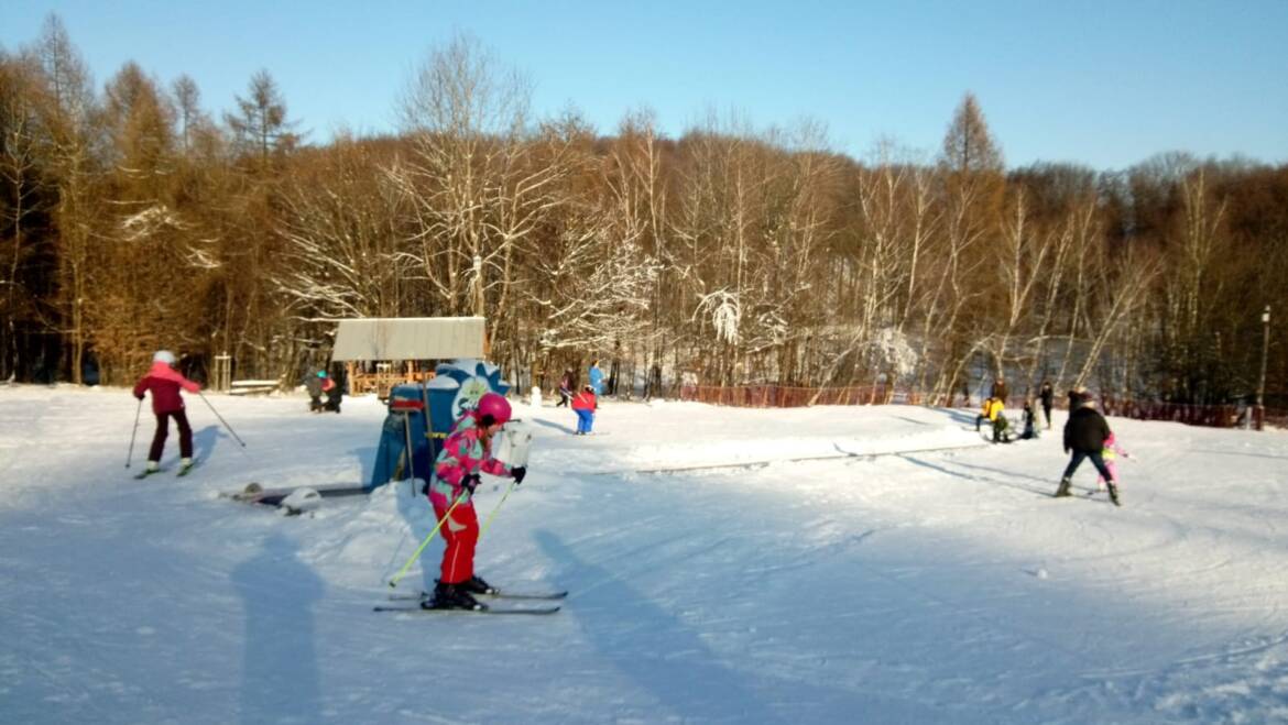 Prevádzka vlekov aj cez pracovný týždeň.