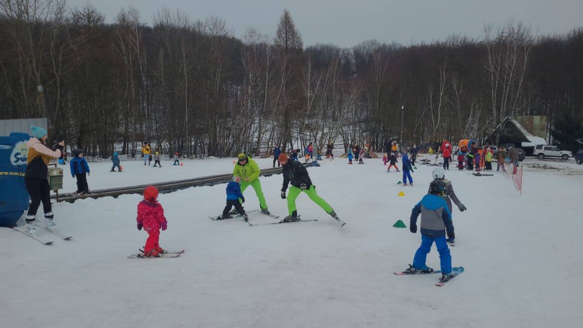 The belt at Zochová chata is in operation.